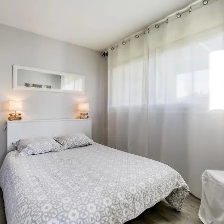 Port Arcachon-1 By Interhome *