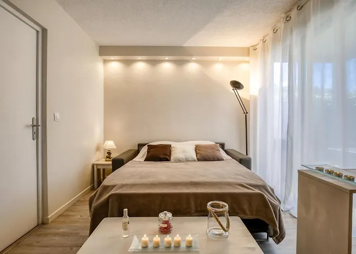 Port Arcachon-1 By Interhome